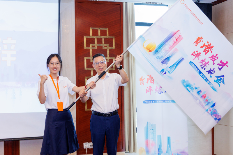 175427749564209928KG.jpg B30A1982.jpg